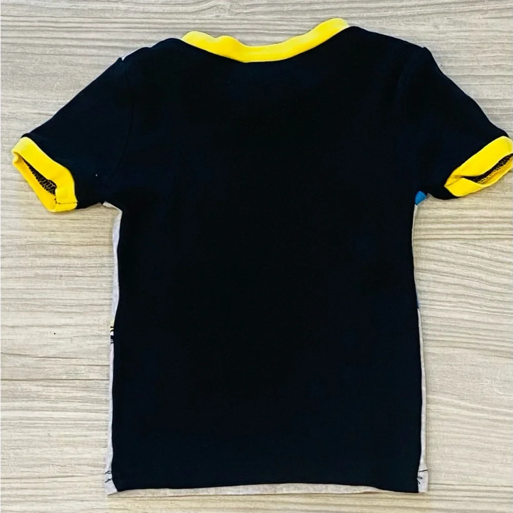 Batman Yellow and Gray Logo Tee - Picture 2 of 3